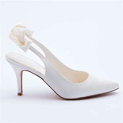 scarpe sposa tipo chanel|Chanel SlingBack: i più bei modelli décolleté Two .